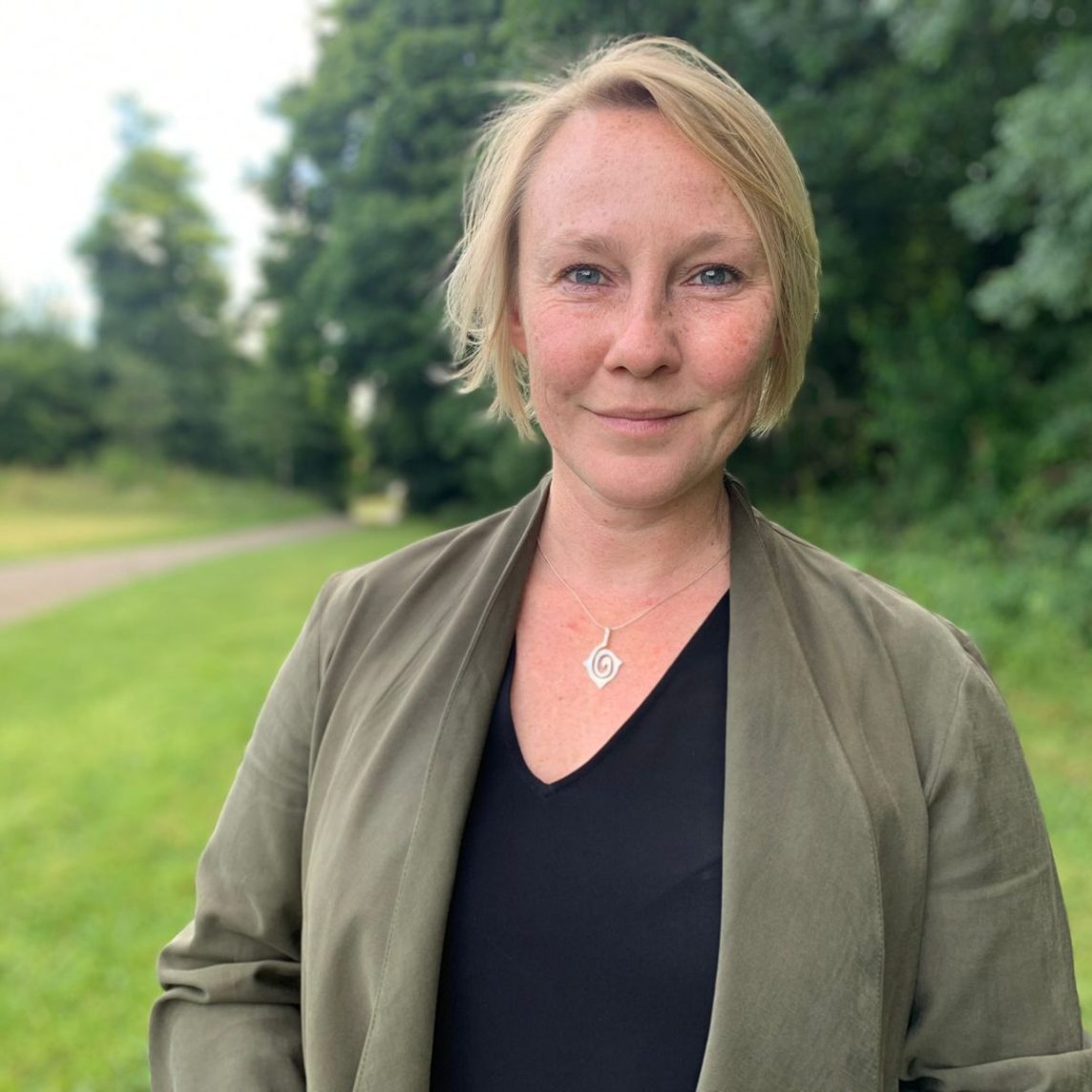 PHOTO-2024-08-03-12-16-44 - fanny galus